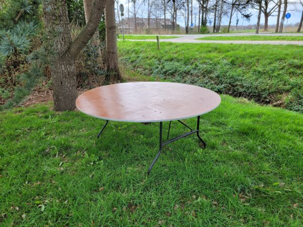 Grote ronde tafels diameter 180cm